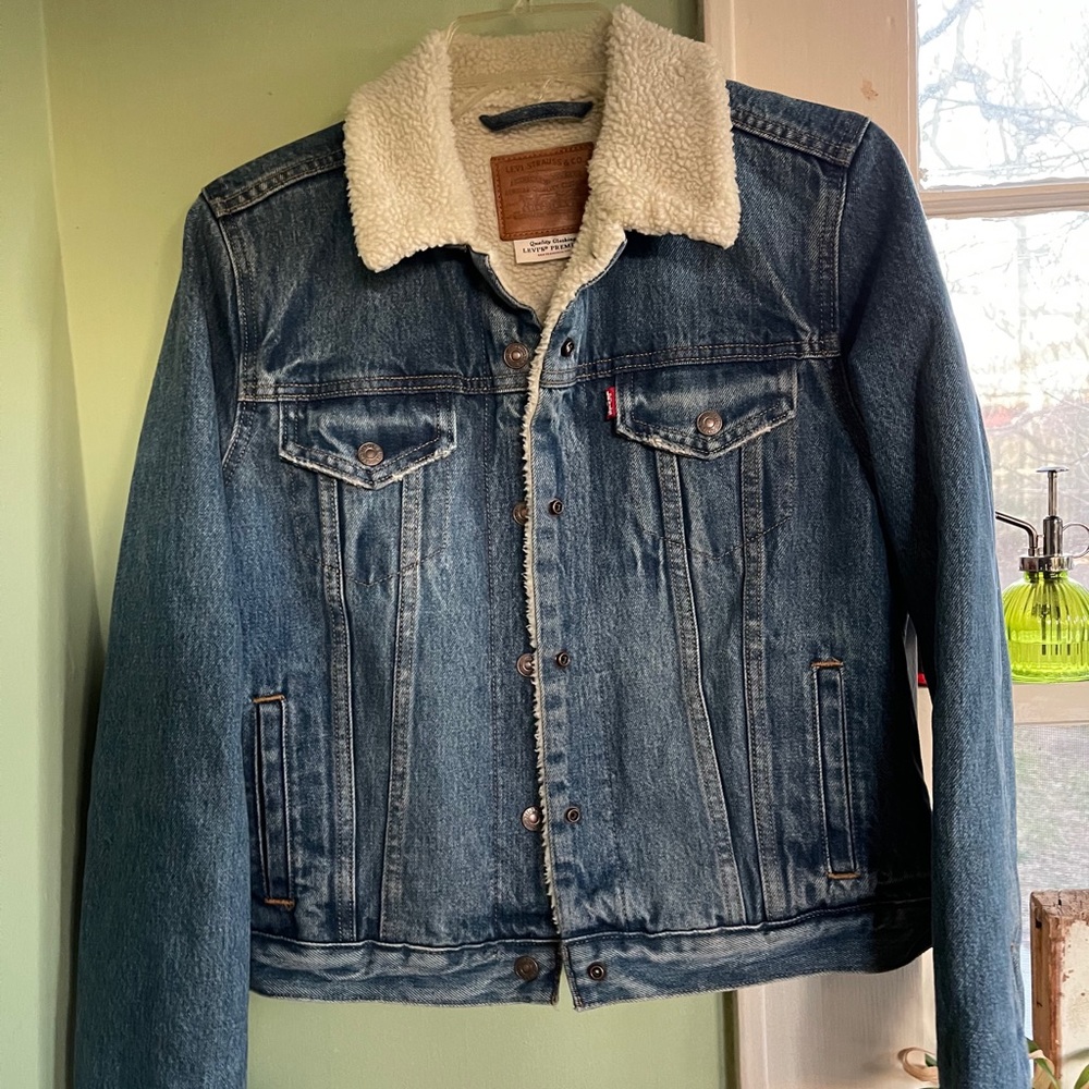 Levi’s Premium Sherpa Lined Denim Trucker Jacket